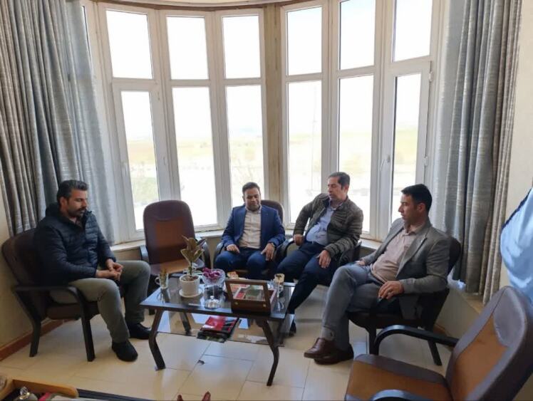 جلسه شهردار نماینده شورا و مسئول دفتر فنی با نماینده سازمان نظام مهندسی