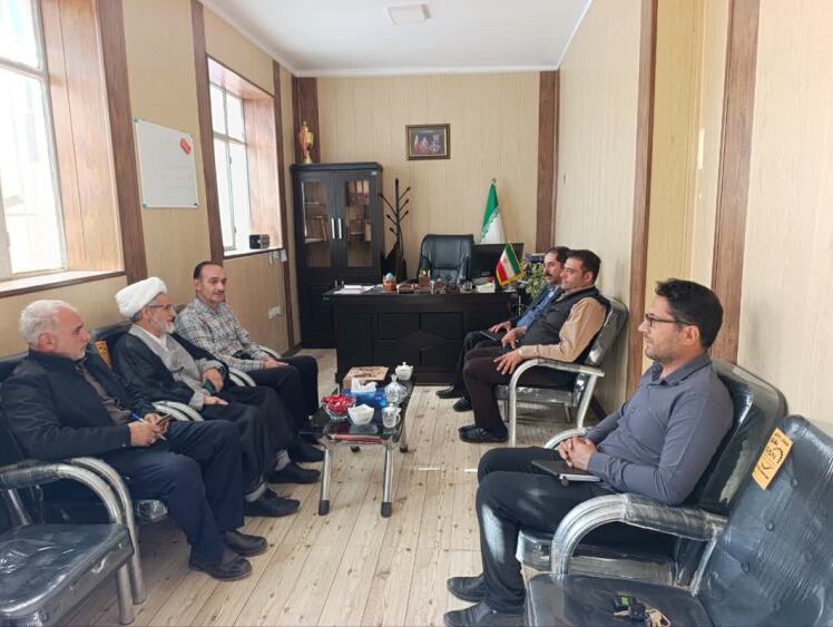 برگزاری جلسه تخصصی کمیته امکان سنجی سرمایه‌گذاری‌های مشترک شهرداری‌های کوچک بین شهرداری ارمغان خانه و شهرداری گوزلدره